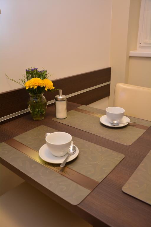 Bodza Apartmanok Eger Chambre photo