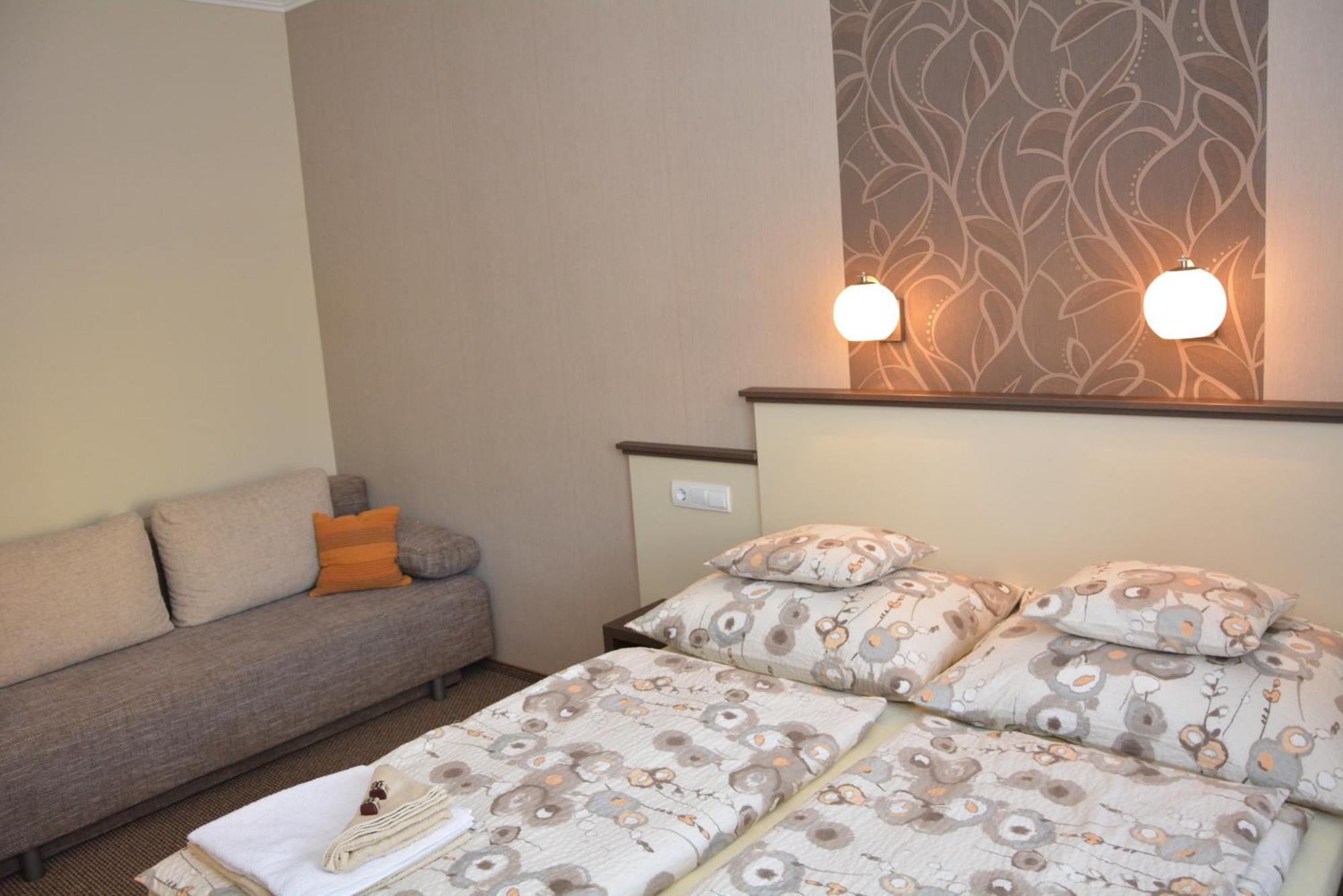 Bodza Apartmanok Eger Chambre photo